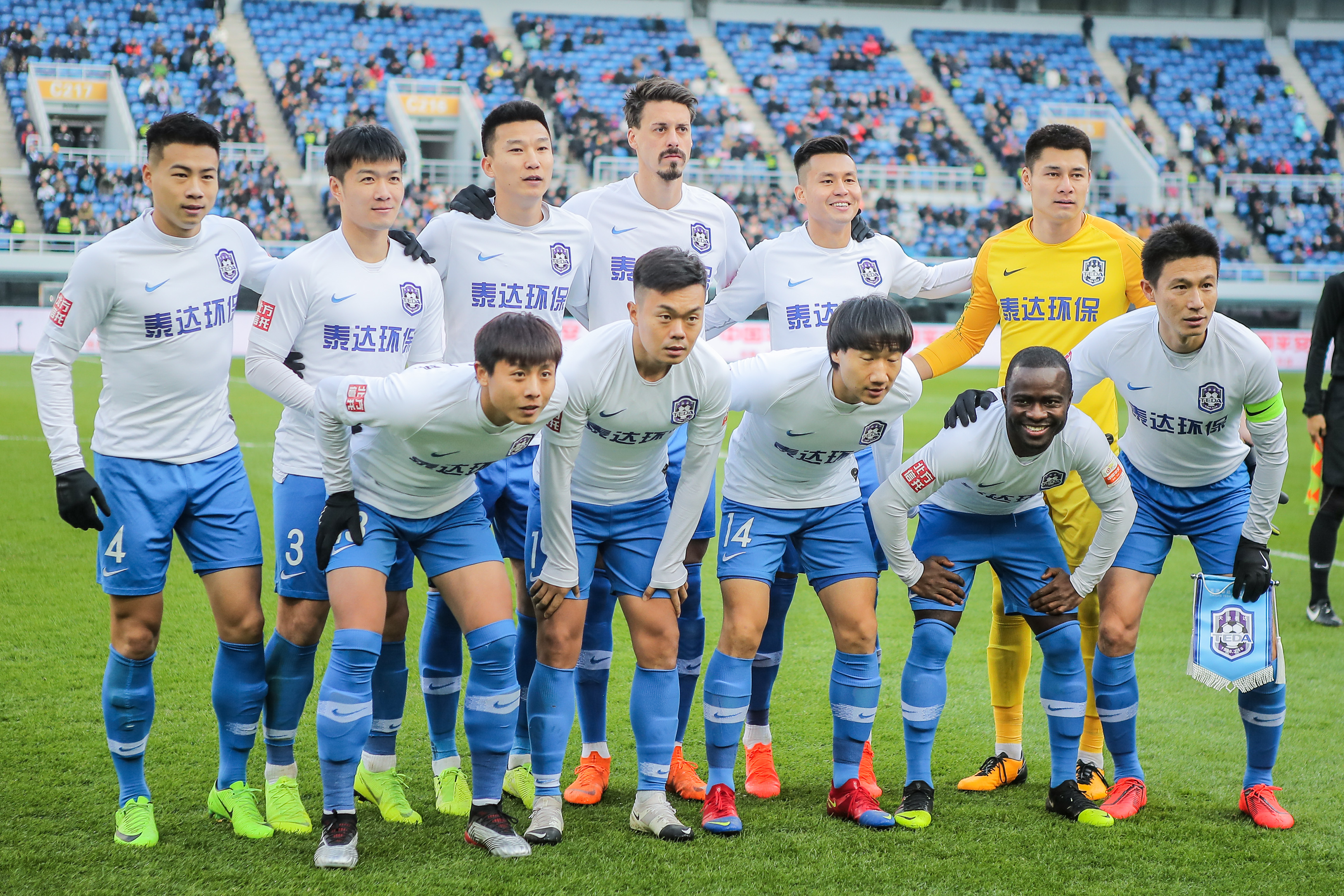 FIFA电竞战术体系深度拆解